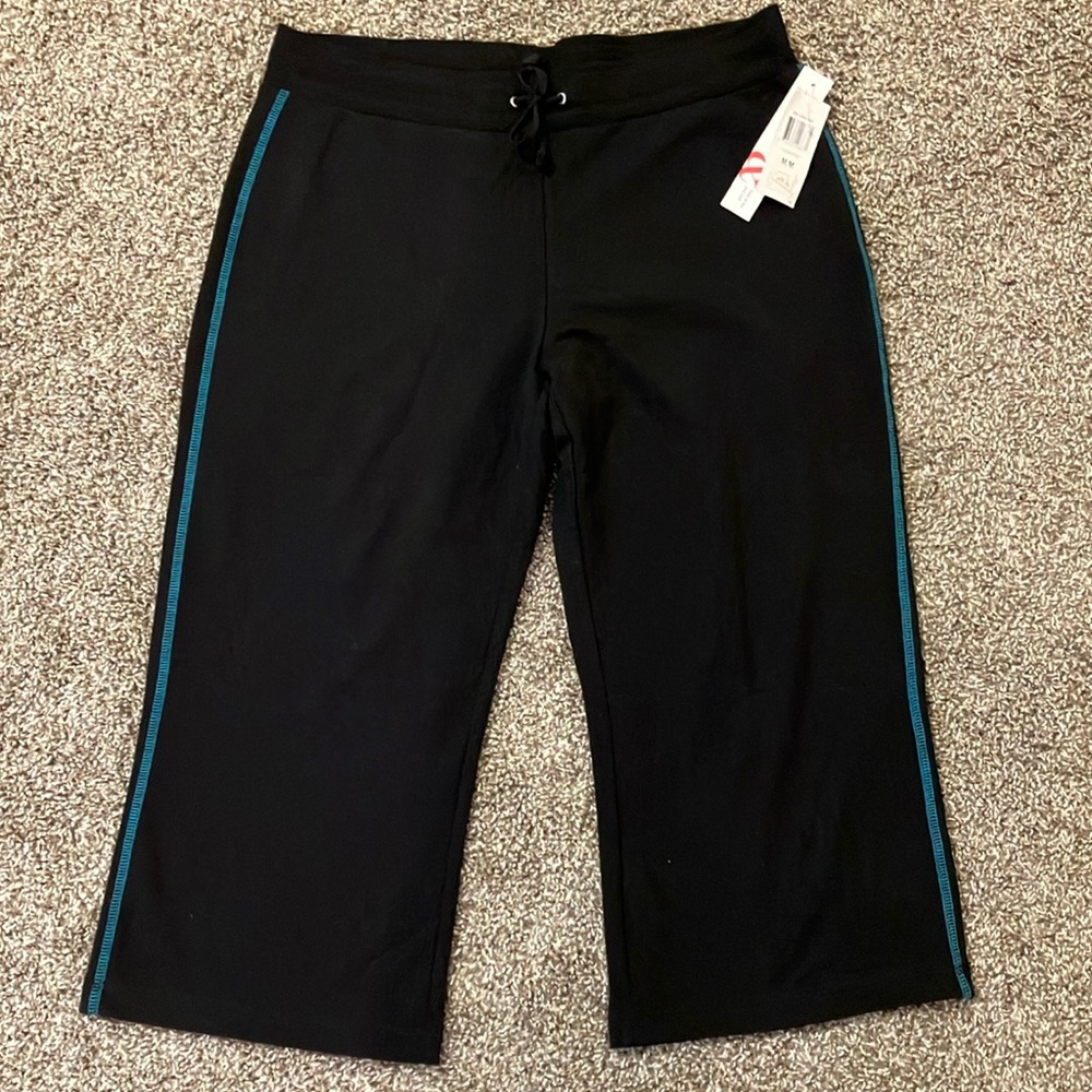 Style & Co. Black Capris with Blue Trim NWT